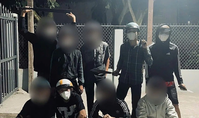 HÓM THANH THIẾU NIÊN DÙNG HUNG KHÍ TỰ CHẾ GÂY RỐI VÀ CỐ Ý GÂY THƯƠNG TÍCH TẠI ĐỒNG THÁP